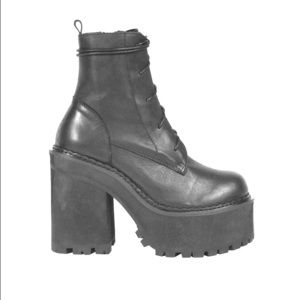 UNIF CHOKE BOOT